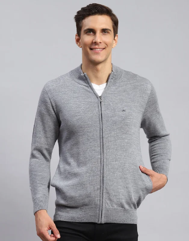 Men Grey Solid Stand Collar Full Sleeve Pullover