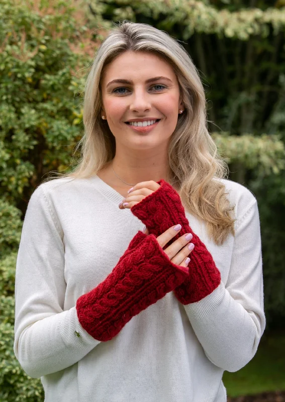 Aran Cable Handwarmers | Red