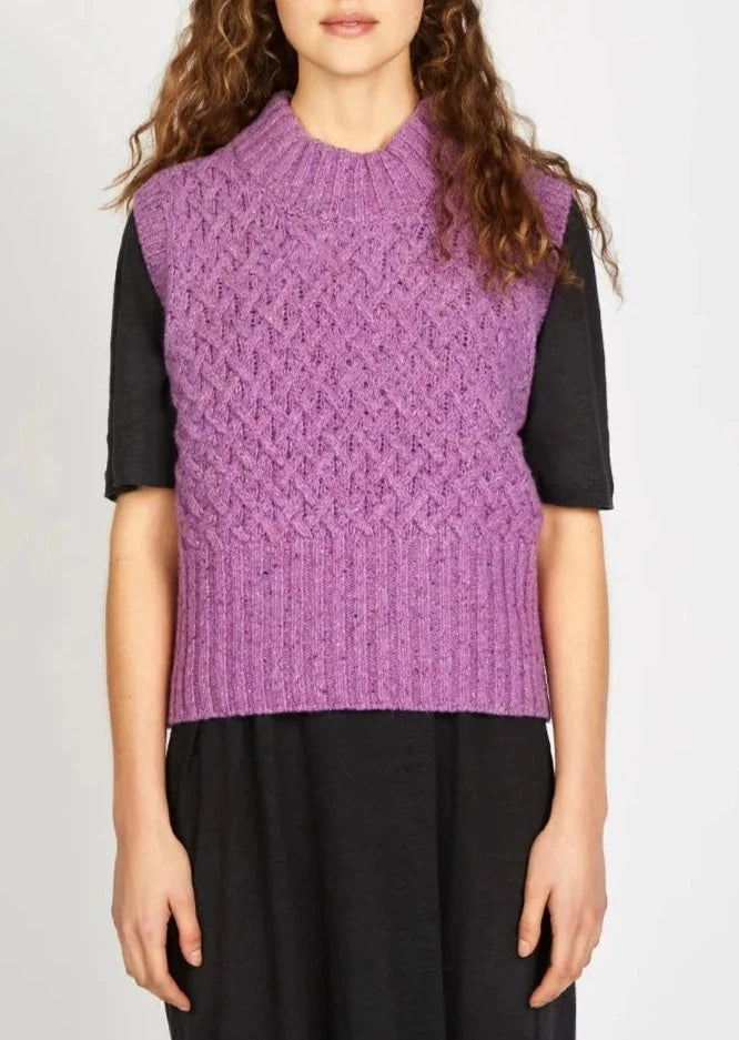 IrelandsEye Trellis Cropped Vest | Orchid