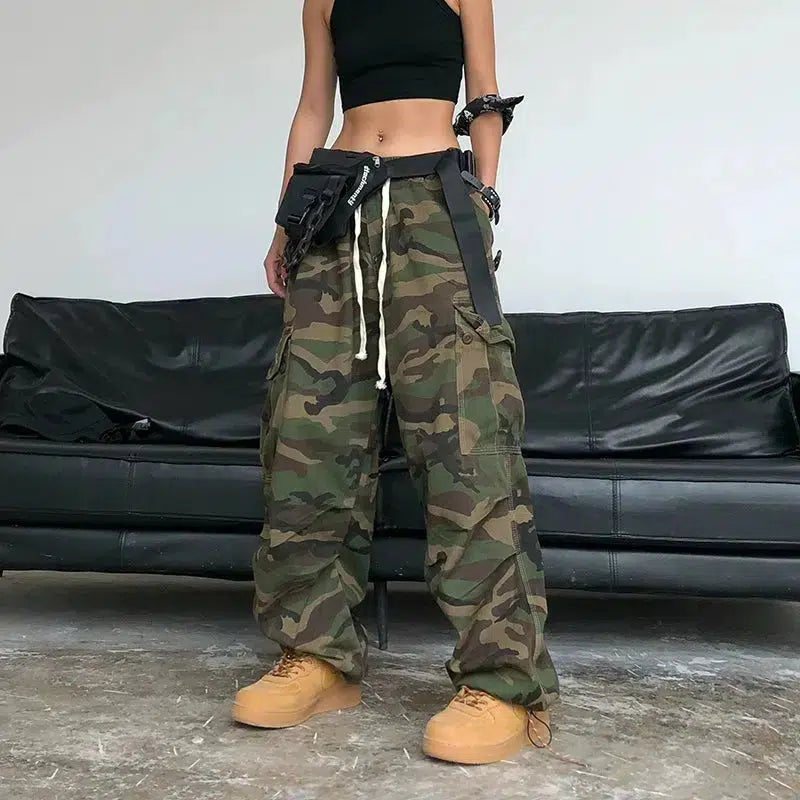 Camouflage Wide-leg Large Pockets Pants