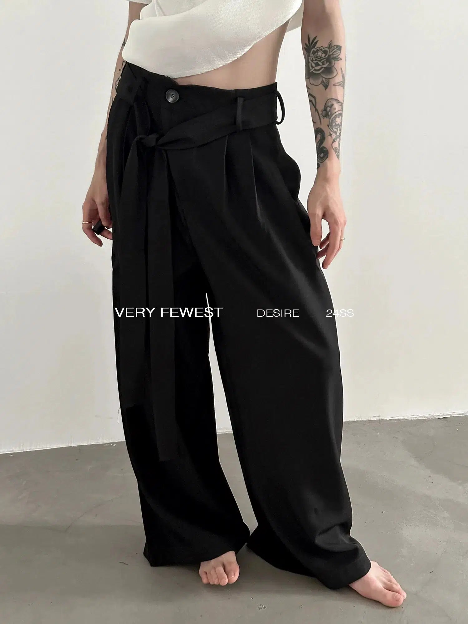 High-Waisted Tie-down Wide-Leg Pants